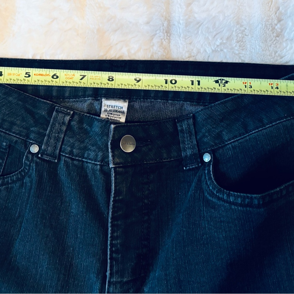 Women’s Black denim jeans..size 10..by Croft & Barrow - Picture 6 of 6